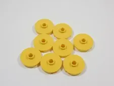 LEGO Lot of 8 Yellow Round 2x2 Smooth Plates w/ Open Stud S6