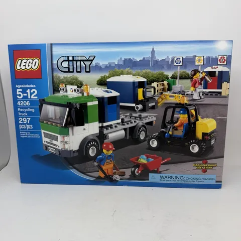NEW LEGO CITY 4206 Recycling Truck Building Kit Retired Set Forklift