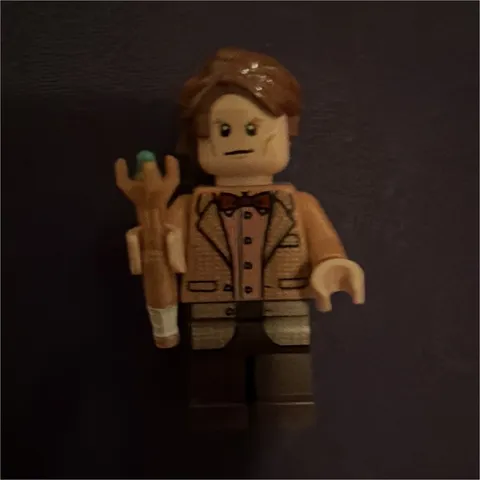 Used 11th doctor LEGO min figure