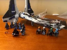 LEGO Star Wars: Pre Vizsla's Mandalorian Fighter (9525) and Extra Minifigs