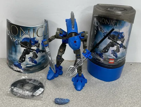 Lego Bionicle 8590 Guurah Rahkshi Complete w/ Kraata Canister Instruction CD-rom