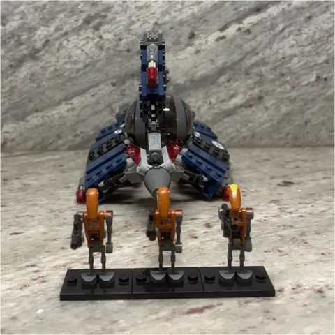 LEGO Star Wars Droid Tri-Fighter Complete Set W/Minifigures (Set 8086) 2010