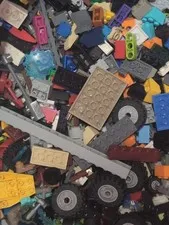 8 LBS LEGO Parts & Pieces Bulk Lot w/ Minifigures Wheels Accessories Mixed
