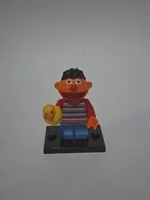 Sesame Street- Ernie Pigeon And Bkack Stand Custom Minifigure Lego New Rare