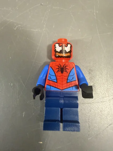 LEGO Marvel Spider-Man Venomized Minifigure Red Blue Symbiote Suit Authentic