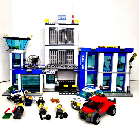 LEGO CITY: Police Station (60047) Incomplete READ DESCRIPTION