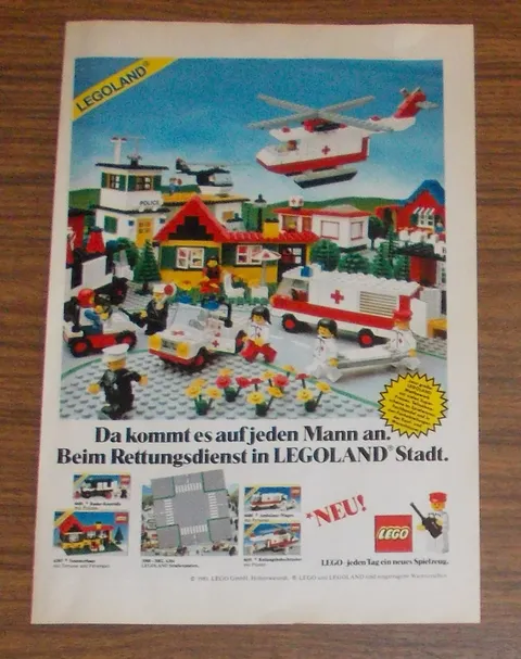 Rare Advertising LEGO Legoland Town 6680 Ambulance 6365 Summer House 6691 1981