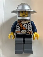 Lego Fantasy Era Crown Knight Scale Mail Minifigure #cas336 Set #7090