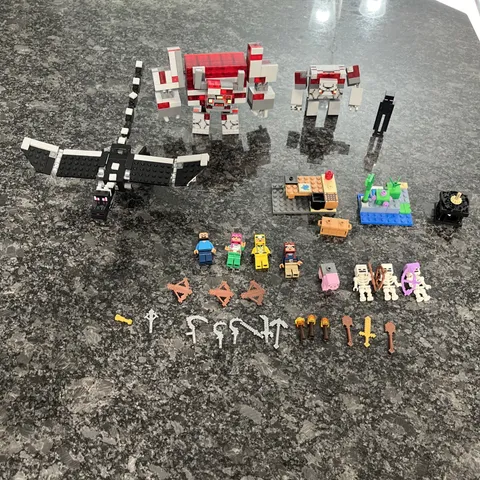 Lego Minecraft The Redstone Battle Lego 21163 With Extras See Pictures