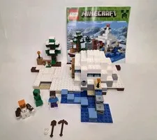 LEGO Minecraft: The Snow Hideout (21120) - 100% Complete
