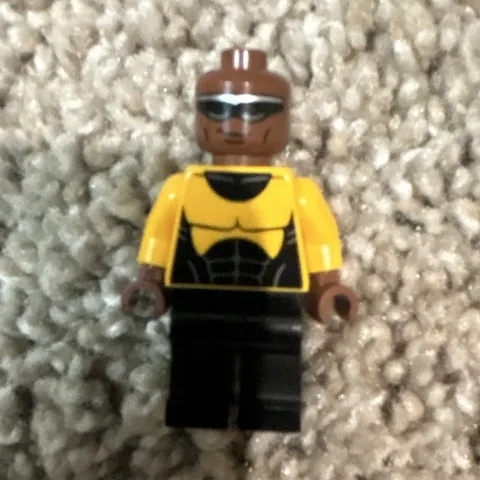 Luke cage marvel superhero’s Lego minifigure 2014
