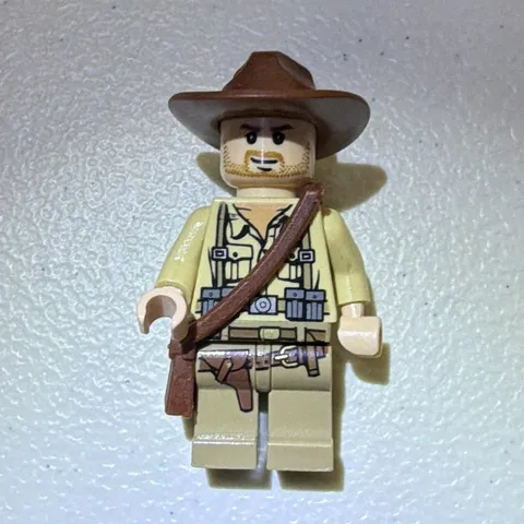 LEGO Indiana Jones Minifigure (Open shirt torso, Tan) Pre Used