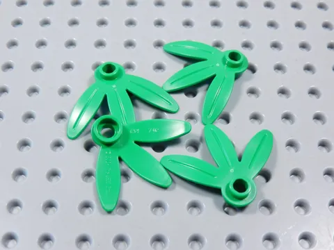 LEGO Lot of 4 Bright Green Round 1x1 Plates w/ 3 Thin Leaves Plants Minifig BR