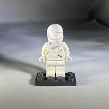 LEGO Classic Spaceman White Statue Minifigure - 5974 Space Police Galactic SP103