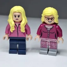 LEGO Big Bang Theory 21302 Minifigure Bundle Bernadette And Penny