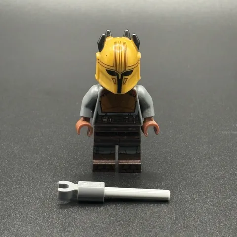 LEGO Star Wars The Armorer sw1171 Minifigure 75319 Mandalorian