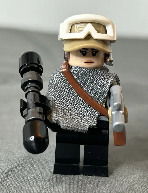 LEGO Star Wars Jyn Erso Minifigure sw0791 with Cape Satchel and Blaster