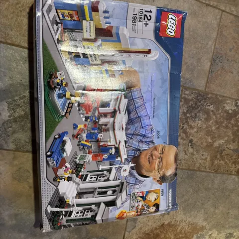 Lego Creator Expert Town Plan Set #10184 Year 2008 Celebrating 50 Years 