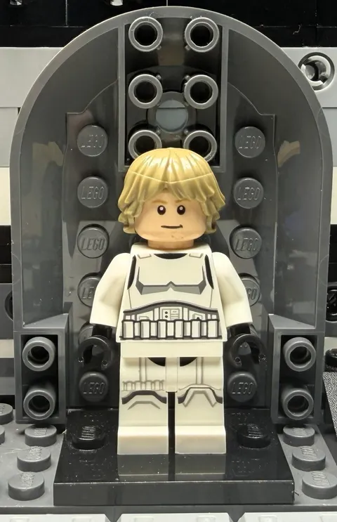 LEGO Star Wars Luke Stormtrooper sw1203 Han Solo sw1371 Minifigure Lot