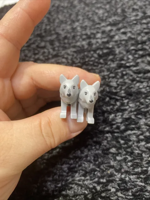 2 Lego Light Bluish Gray Wolf Black Nose Wolfpack Beast Master Animal