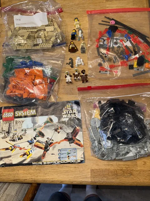1999 LEGO 7171 STAR WARS MOS ESPA PODRACE 100% COMPLETE  With MANUAL  MINIFIGS