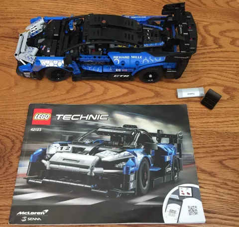 LEGO TECHNIC MCLAREN SENNA GTR RICHARD MILLE BLUE CAR 42123 BUILT INCOMPLETE 