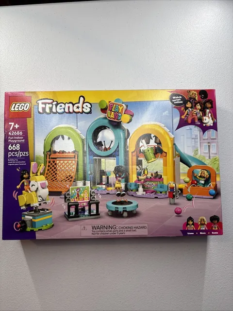LEGO Friends 42686 Candy Store Indoor Playground 668 PCS New Sealed