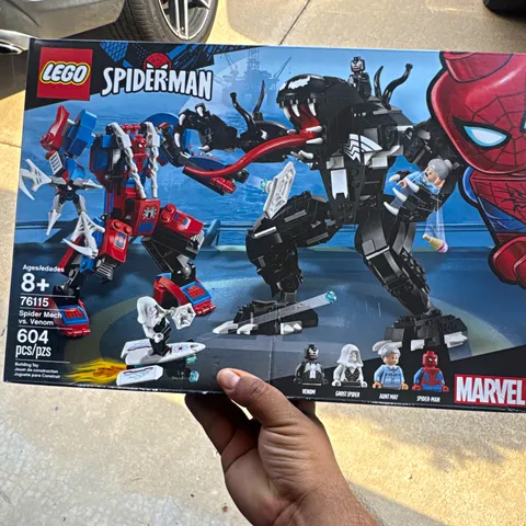 LEGO Marvel Spider-Man Spider Mech vs. Venom 76115 604 pcs Brick Separator