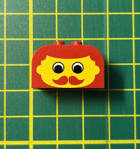 Lego piece 4744px15, Vintage Basic Theme, Red Slope Curved 4x2x2 Red Mustache