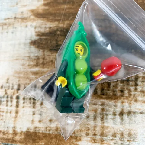 LEGO Series 20 Peapod Costume Girl Minifigure
