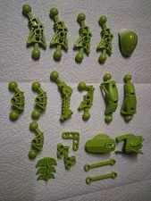 BC Lego Lot 20 Lime Green Assorted Bionicle Parts Connectors Legs  Accessories
