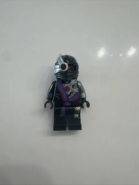 LEGO Ninjago Rebooted Nindroid Warrior njo0083 70728 Ninjago City