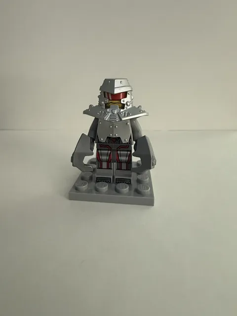 Lego Ultra Agents Minifigure UAGT002 Tremor
