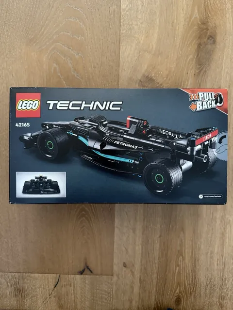 LEGO Technic 42165 Mercedes-AMG F1 W14 E Performance Pull-Back Set 240pc