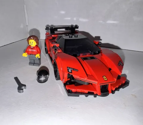 LEGO Speed Champions Ferrari F40 Competizione 77254 275pc Set w/ Minifigure