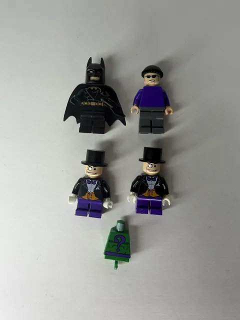 Lego Batman 2006 Vintage Minifigures And Magnets Bundle Lot