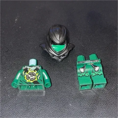 Possessed lloyd Ninjago Minifigure 2/3 complete njo154