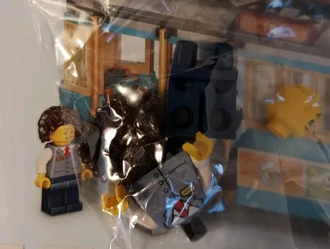 100% LEGO Beach Streetcar Minifigure Brand New Unassembled!