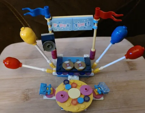 LEGO Party Time Bricks & Blocks Balloons Flags Drum  Incomplete 