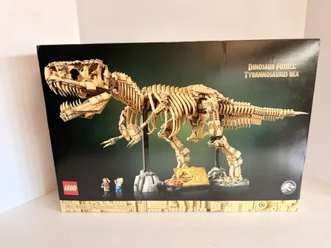 LEGO Jurassic Park 76968 Dinosaur Fossils T-Rex 3145 Pieces NEW SEALED