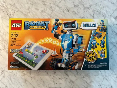 LEGO NEW 2017 Boost: Creative Toolbox Robotics Set 17101 MISB Factory Sealed NIB