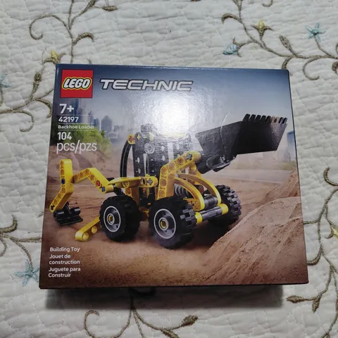 LEGO Technic Backhoe Loader #42197 Building Toy Playset 104 Pieces NIB