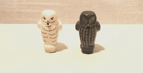 LEGO Harry Potter Minifigure Owls - White Owl Hedwig & Gray Owl Errol (retired)