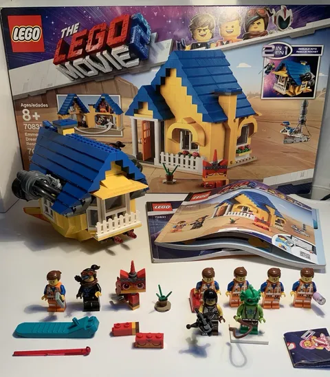 The LEGO Movie 2: 70831 Emmet’s Dream House / Rescue Rocket, w/ Swamp Creature +