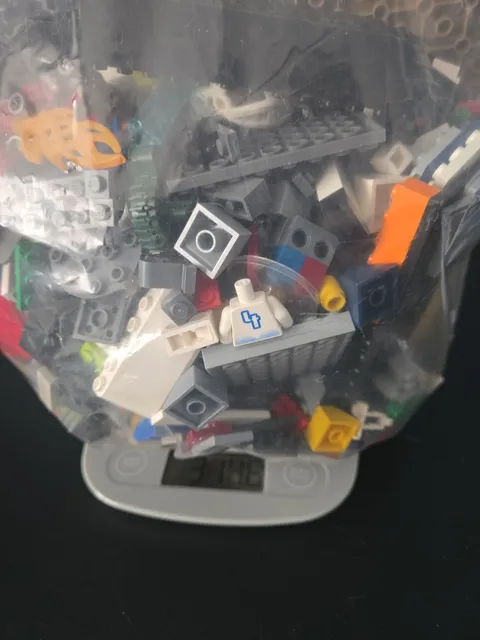 LEGO 4 LB Bags Of Bulk Assorted Parts Pieces Bricks Lots of Variety