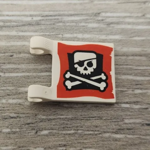 Lego 2335pb008 White Flag 2 x 2 Square Skull and Crossbones Eye Patch Pattern