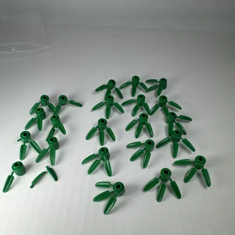 LEGO Parts 30176 (15pcs) Plant 1x1 Brick with 3 Bamboo Leaves GREEN w/ 7 broken 