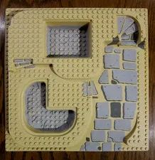 LEGO RAISED BASEPLATE #6092 Tan 32x32 SPHYNX Base-Plate w/ Gray Stone VGC