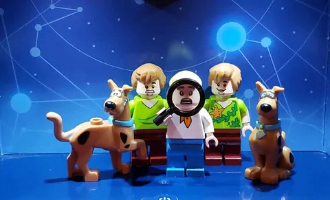 LEGO Scooby Doo Minifigure Lot Fred Shaggy Scooby Variant Retired Good Condition