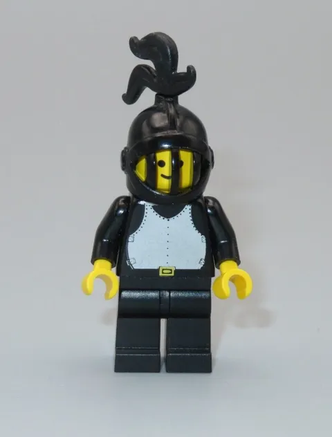 LEGO Castle Vintage Knight breastplate rare black plume feather minifigure 6035